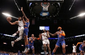 兰德尔纽约德比战主宰全局尼克斯战胜篮网升第七