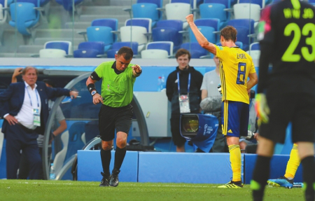 图卢兹点球大战惊险,门将两扑助力晋级路  图卢兹点球大战惊险,门将两扑助力晋级路