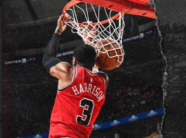 拉文扣篮大赛冠军状态火热,公牛大胜活塞冲击东部前八  拉文扣篮大赛冠军状态火热,公牛大胜活塞冲击东部前八