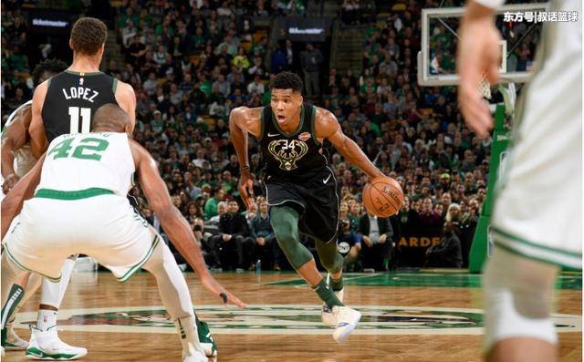 米德尔顿关键三分雄鹿客场险胜热火获三连胜  米德尔顿关键三分雄鹿客场险胜热火获三连胜